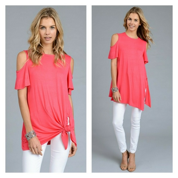 Twist Knot Top-BLACK or FUCHSIA - Picture 2 of 3